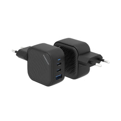 A Photo Of Powerology GaN Ultimate-EU Dual PD Charger