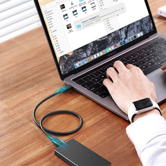 A Photo Of Ugreen USB-C To USB-C Thunderbolt 4 Cable - 100W / 8K 60Hz / 40Gb/s| US501